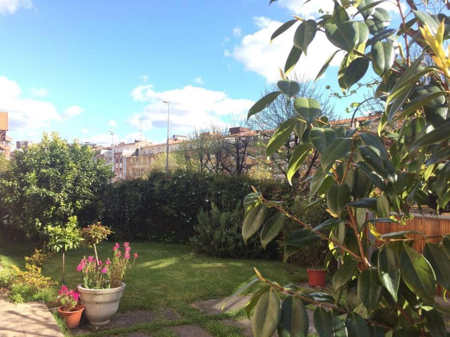 Apartamento En Casa Con Jardin + Garaje. E-Bi-201 Daire Bilbao Dış mekan fotoğraf